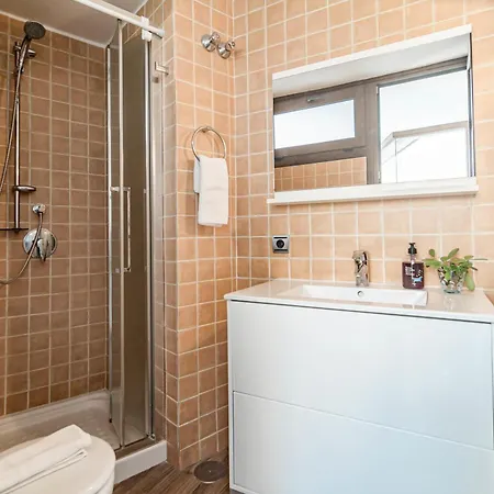 Bp7c.2a Beachfront Penthouse With Private Pool דירה *