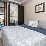 Bp7c.2a Beachfront Penthouse With Private Pool Daire *