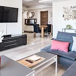 Bp7c.2a Beachfront Penthouse With Private Pool Daire Estepona