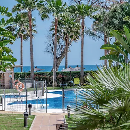 Bp7c.2a Beachfront Penthouse With Private Pool Daire