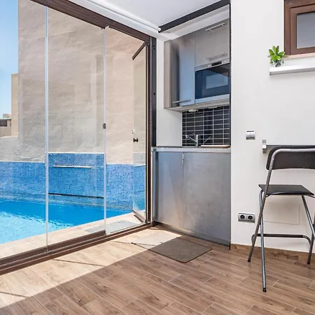 Apartment Bp7c.2a Beachfront Penthouse With Private Pool