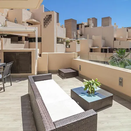 Bp7c.2a Beachfront Penthouse With Private Pool Apartman *