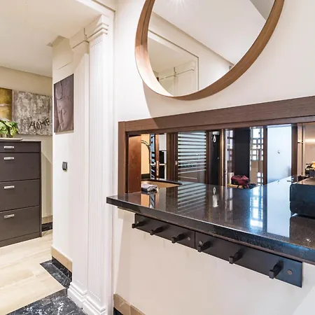 Bp7c.2a Beachfront Penthouse With Private Pool Apartment